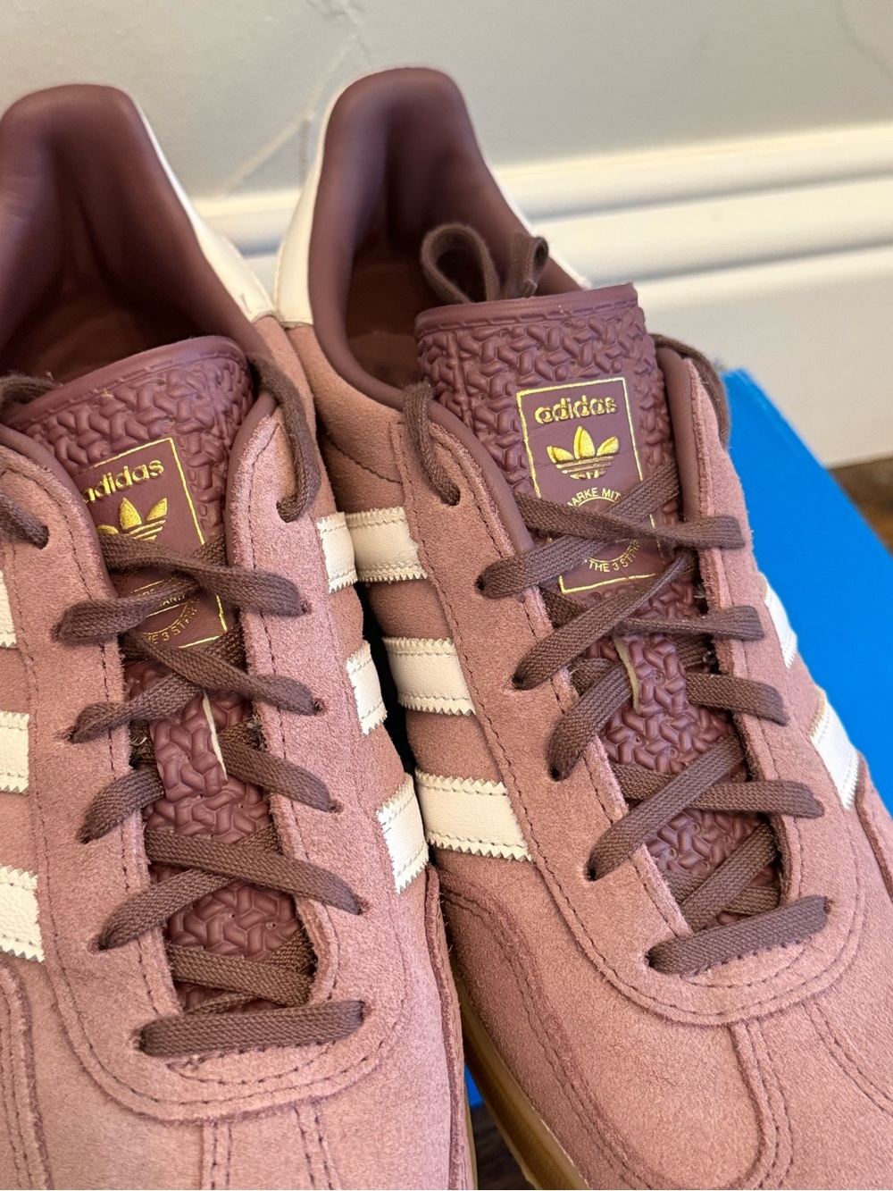 Adidas Women's Gazelle Sneakers in ‘Shadow Fig’ dusty mauve/purple - Like New - Picture 3 of 5